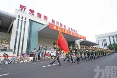 展示戰鬥競技反恐戰術行動